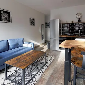 T2 Calme et Verdure Val2 Appartement